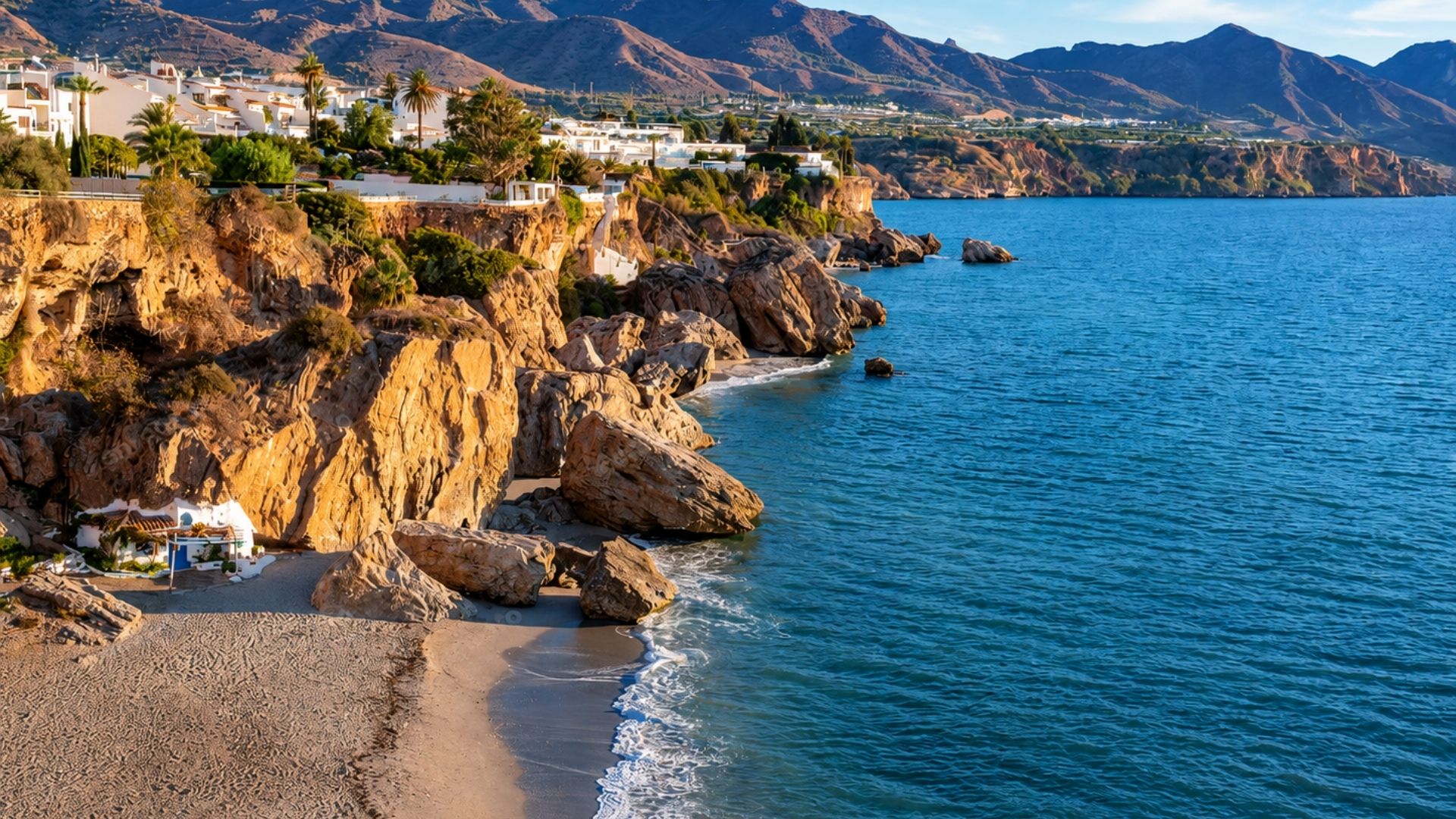 Cadenas alquiler coches local en Nerja